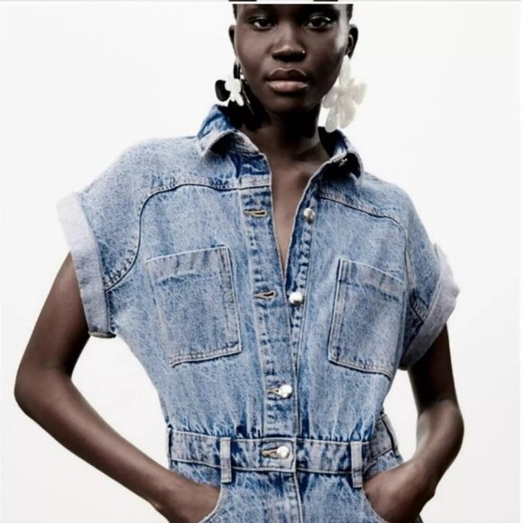 Zara Women's Denim Jumpsuit/ Romper- Size Medium - Picture 4 of 16